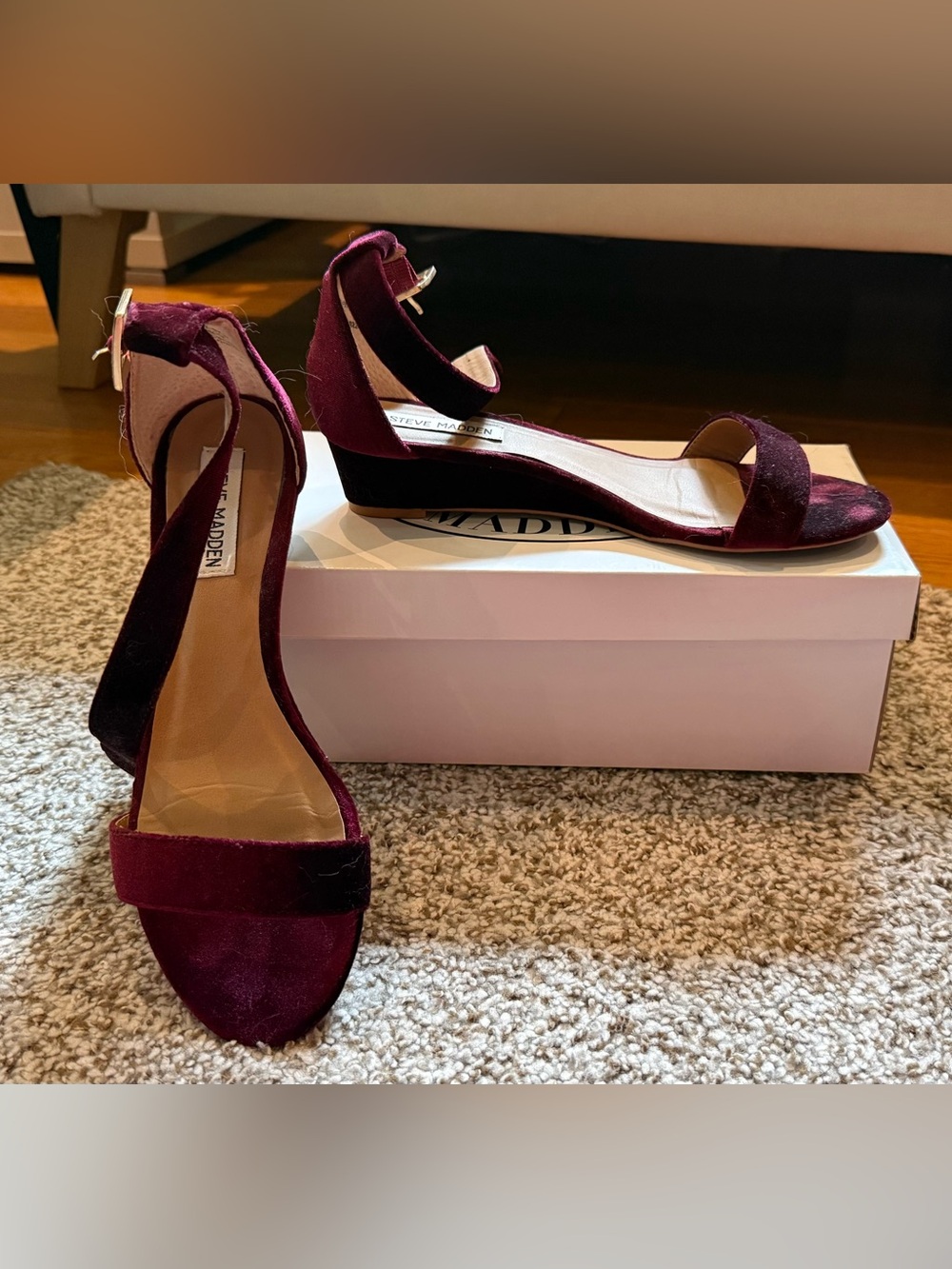 Steve Madden Burgundy Velvet Ankle-Strap Wedge Sandals 7 1/2